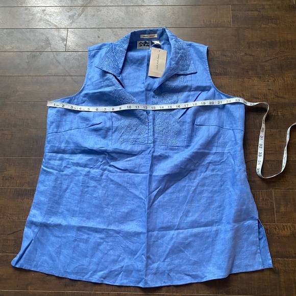 Irish Linen Edward Woman sleeveless blouse - Picture 11 of 12